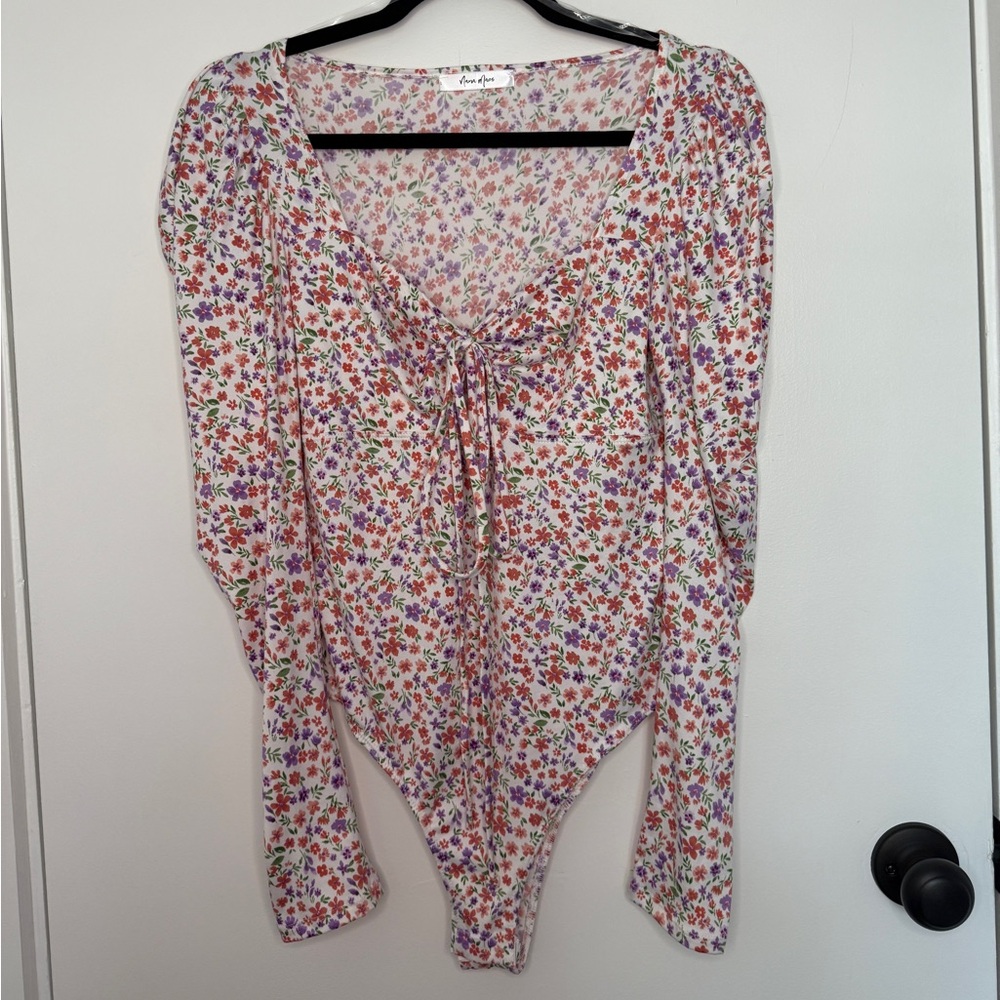 Nana Macs Floral Tie Front Long Sleeve Bodysuit White Multi Scoop Neck M